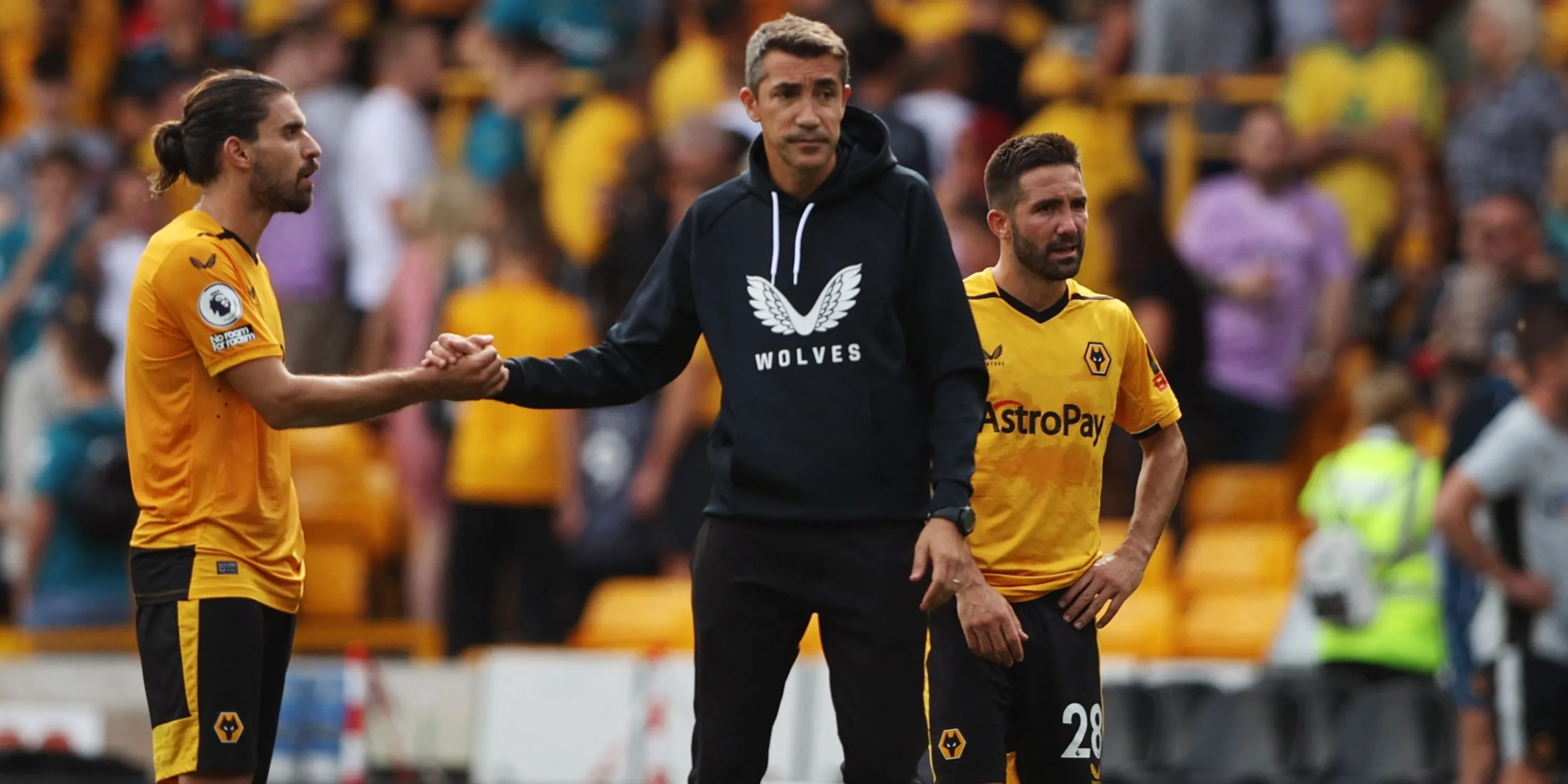 HLV Bruno Lage cùng Rúben Neves tại Wolves