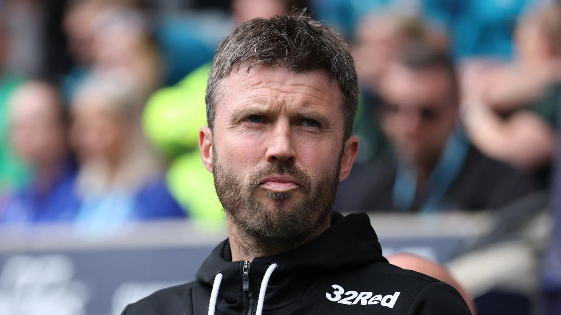 Michael Carrick phân tích chiến thuật tại bầu dục