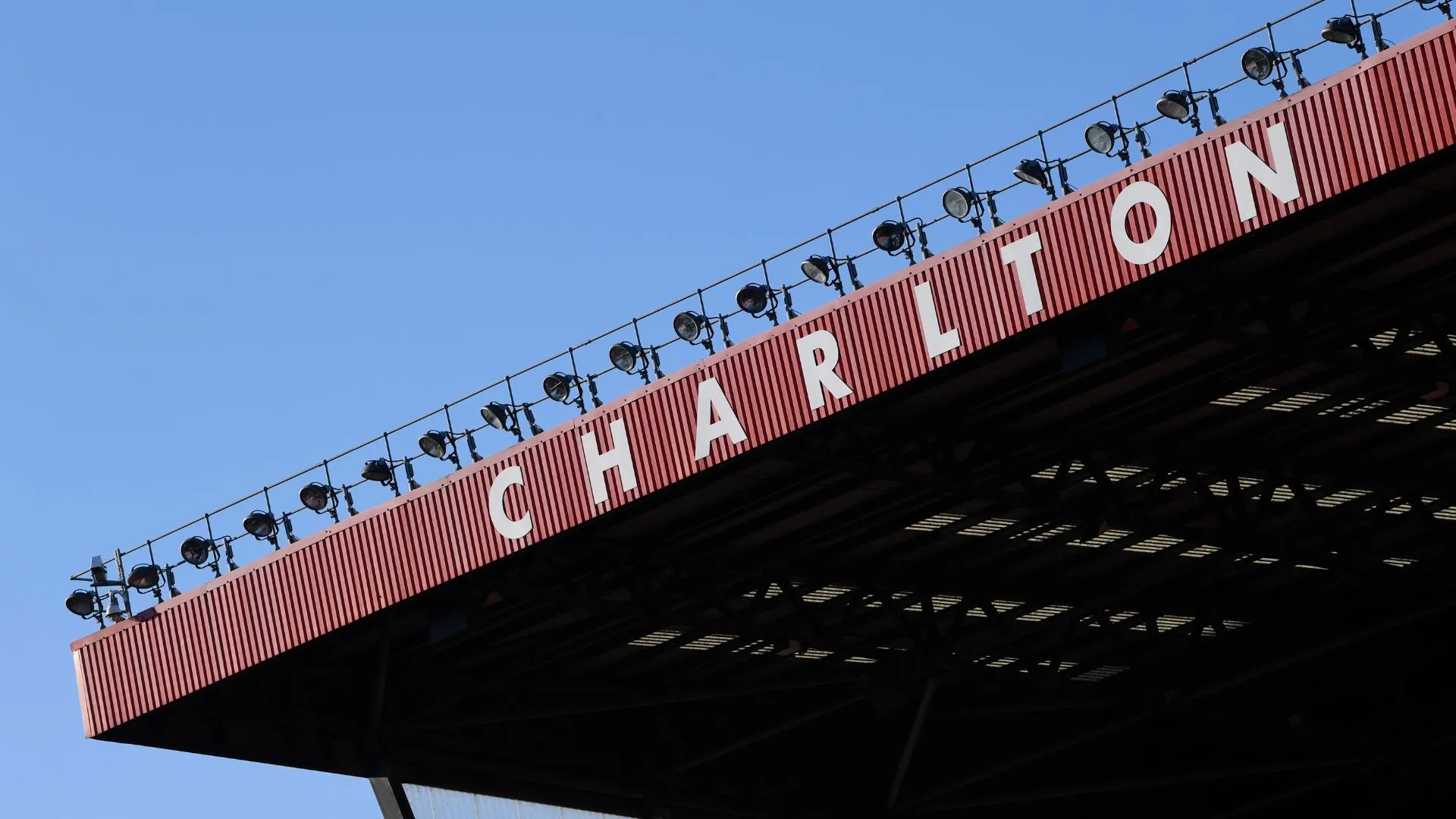 Sân vận động The Valley nơi Charlton Athletic thường xuyên thi đấu ở nhà