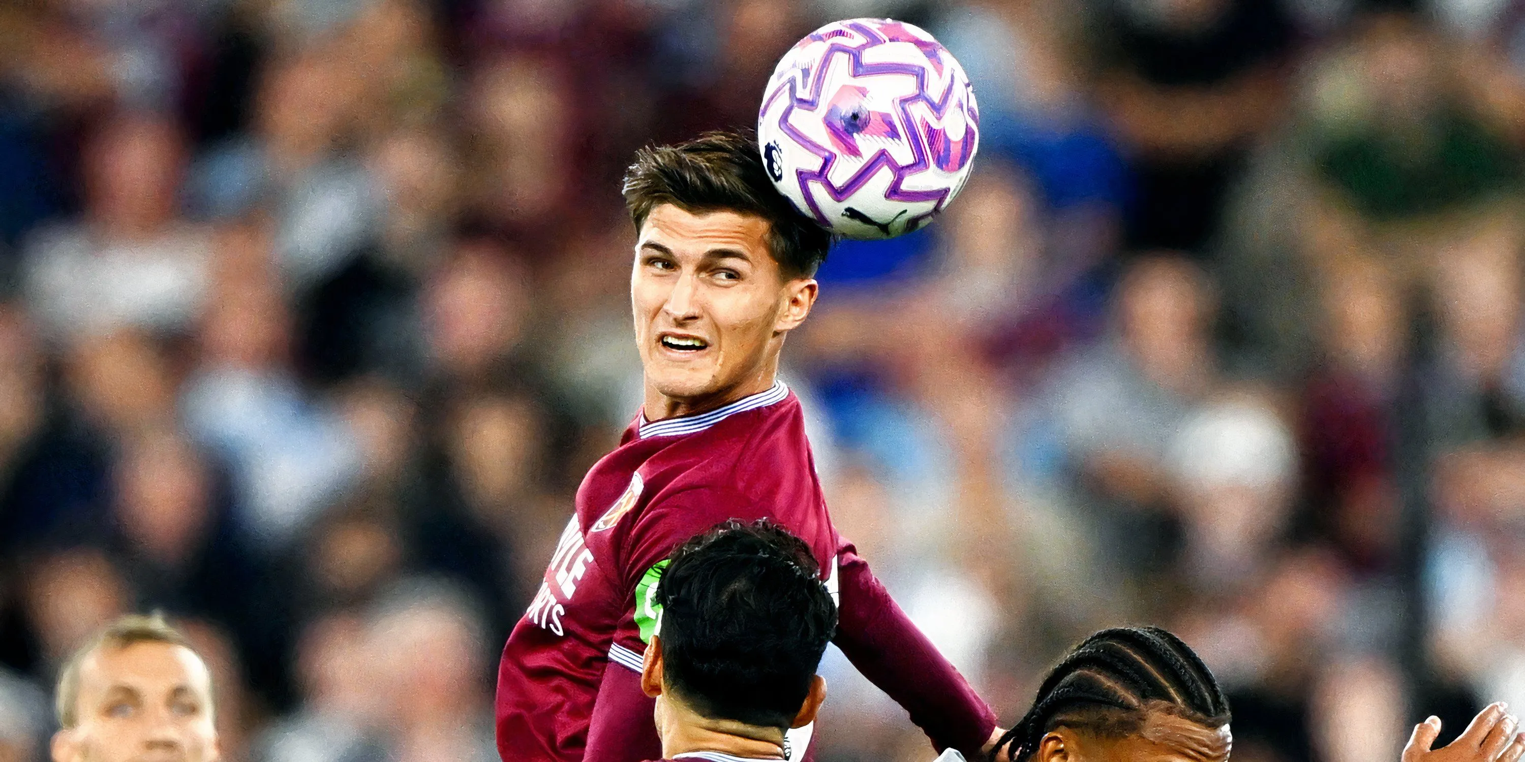 Thomas thể hiện tính đa năng hiếm thấy ở lứa tuổi 16